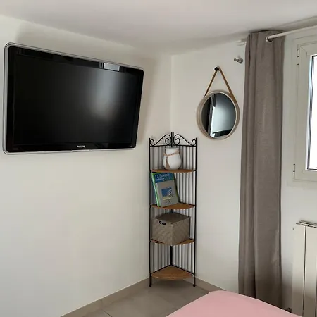 Appartement Deux Pieces Donnant Sur Un Jardin Antibes Exterior foto